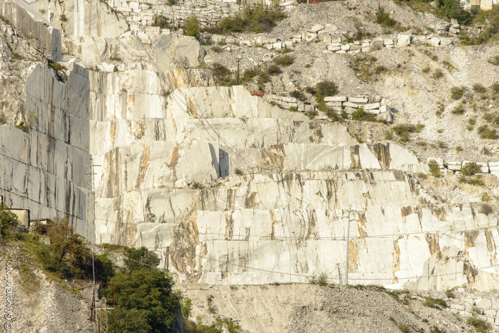 carrara quarries