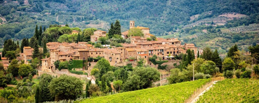 real estates in tuscany  - medieval village