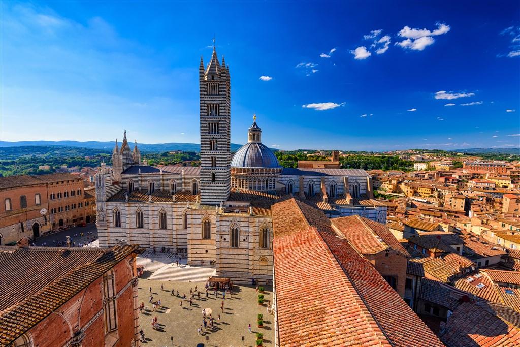 Palio di Siena - Piazza del Campo vista dall'alto