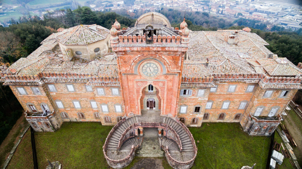 Castello di Sammezzano - vista dall'alto 